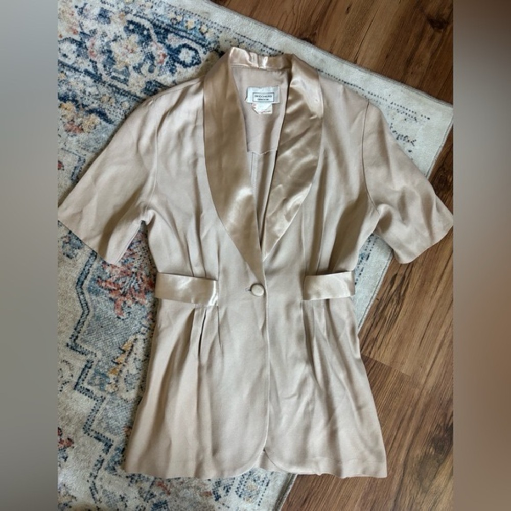 sold Vintage 90s Belted Short Sleeve Jacket